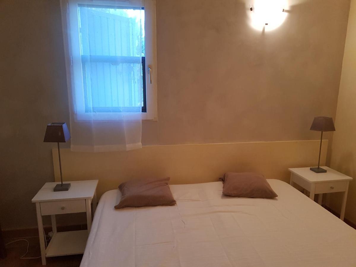 Apartment En Camargue Proche De La Climatise Aigues-Mortes