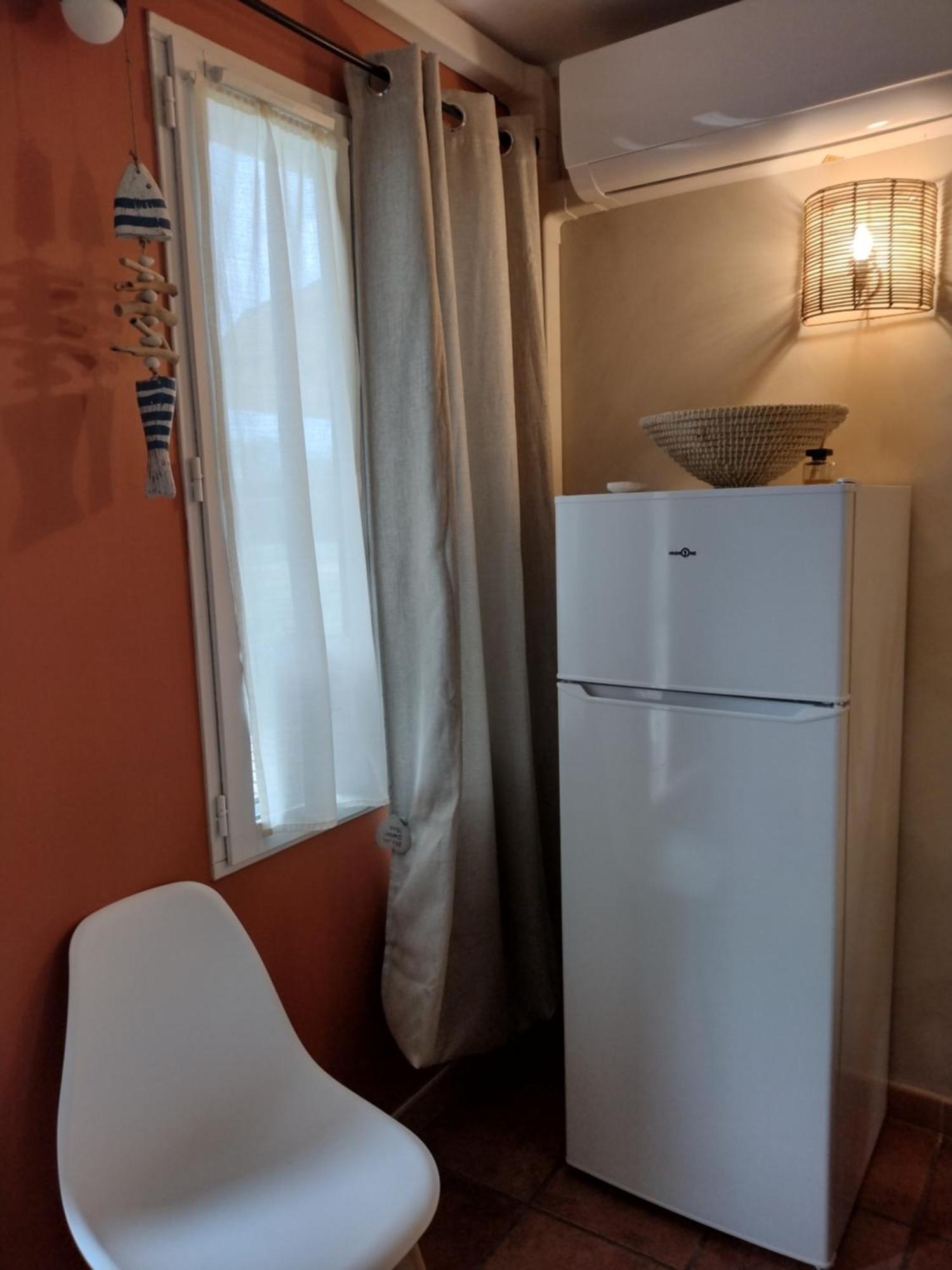 Apartment En Camargue Proche De La Climatise Aigues-Mortes